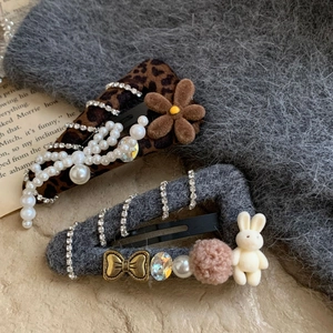 Korean Leopard Print Rhinestone Artificial Pearl Hair Clip Vintage Elegant Cloth Bunny Pom Pom Hairpin Women Hair Accessories