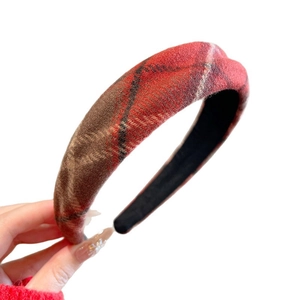 Serre-tête épais élégant à carreaux rouges avec motif tartan écossais et design large