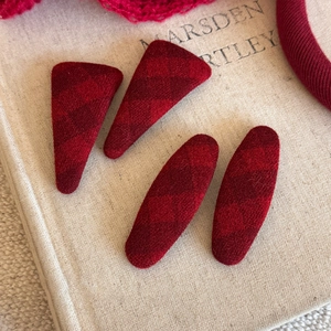 Red Plaid Fabric Flocking Hair Clips For Women Vintage Autumn Winter Checkered BB Snap Hairpins Elegant Hair Accessories
