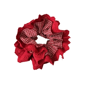 Elastico per capelli scozzese rosso con pizzo per acconciature festive di Capodanno