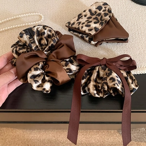 Vintage Leopard Print Satin Scrunchies Large Bow Hair Ties Ribbon Ponytail Holder Hair Ring Claw Clip For Women Fashion Accessories