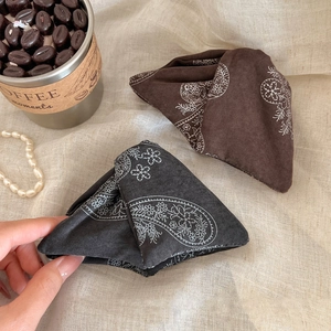 Vintage Paisley Print Triangle Hair Clip For Women Fabric Hair Claw Clip Handmade Boho Floral Pattern Hair Accessories For Daily