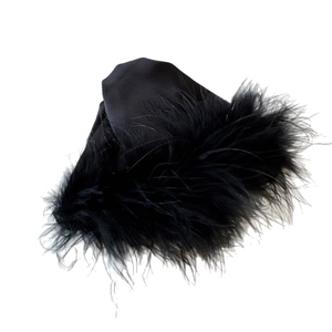 Elegant black feather triangular hair claw clip for women with plush faux fur texture