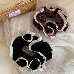 Elastici in velluto stile francese con eleganti bordi a volant in marrone e nero