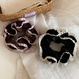 Scrunchies vintage in velluto e organza caffè e nero per acconciature eleganti