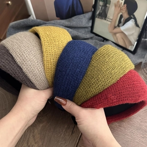 Women Autumn Winter Plush Knit Wide Headband High Cranial Top Solid Color Soft Elastic Hair Band Headwear Fashion Accessory