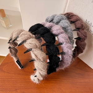 Serre-tête tressé en maille avec peigne pour femme en beige violet noir et marron