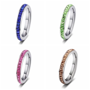 Anelli eternity minimalisti in acciaio al titanio con pietre di zircone colorate