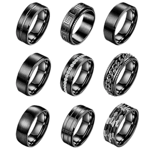 Set di 9 anelli in acciaio al titanio nero da 8mm con finiture opache, catena e greca