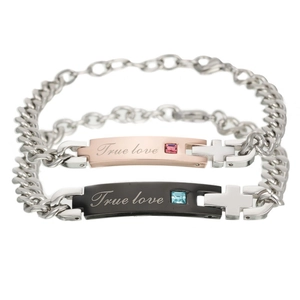Ensemble de bracelets de couple en acier titane avec gravure True Love et zircons
