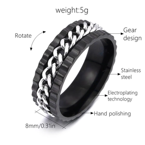 Detail of 8mm rotating spinner ring with steel chain inlay and gear design features