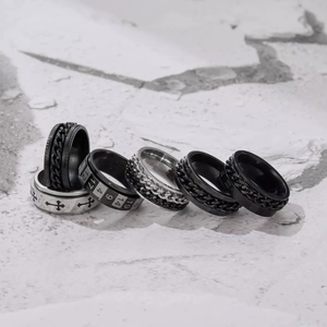 Men's titanium steel spinner ring set with rotatable chains and Roman numerals