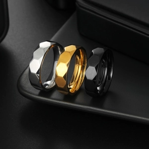 Men Titanium Steel Honeycomb Ring Hexagonal Faceted Geometric Wedding Band Minimalist Polished Black Gold Silver Jewelry