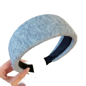 Chic light blue knitted sponge headband with thick non-slip design for women