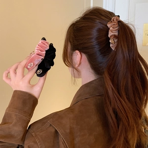 Korean Style Pleated Velvet Banana Hair Clip For Women Ruffled Ponytail Holder Vertical Claw Clip Elegant Handmade Hair Accessory