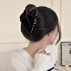 French vintage black velvet hair claw clip with pearls for elegant updos