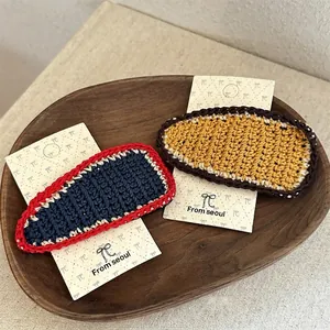 Handmade Knitted Yarn Contrast Color BB Hair Clip For Women Autumn Winter Sweet Contrast Side Hairpin Hair Accessories