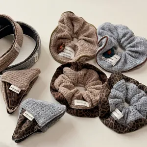 Retro Knitted Leopard Print Hair Scrunchie Autumn Winter Headband Triangle Hair Clip Handmade Fashion Hair Accessories For Women