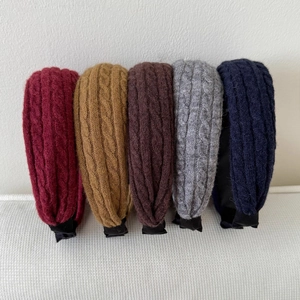 Serre-têtes larges en maille torsadée pour femmes en plusieurs coloris hivernaux tendance