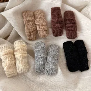 Handmade Ribbed Knitted Yarn Hair Clip For Women Alloy BB Clip Autumn Winter Simple Waxy Side Hair Accessory Sweet Barrettes