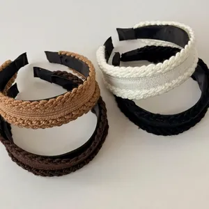 Women's Chunky Cable Knit Headband Korean Style Handmade Thick Yarn Winter Hair Band Retro Solid Color Padded Headwrap