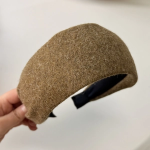 Serre-tête large rembourré en mohair marron avec tissu peluche épais pour femmes