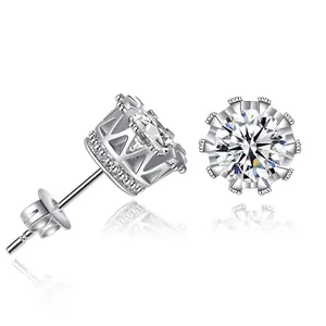 Boucles d'Oreilles Clous Couronne Élégantes en Cuivre avec Incrustation de Zircone Mode Simple Géométrique Rond Bijoux pour Femmes