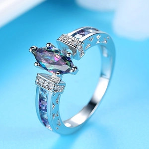 Marquise cut rainbow zircon ring in silver with hollow triangular side patterns