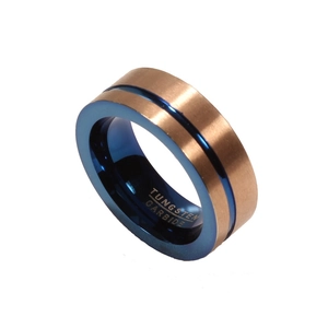 Bague en tungstène or rose brossé avec intérieur bleu profond et rainure centrale