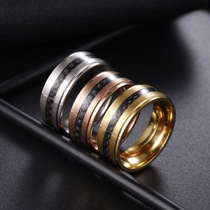 Bague en Acier Inoxydable avec Incrustation en Fibre de Carbone pour Hommes Femmes Anneau en Métal Brossé Or Argent Or Rose