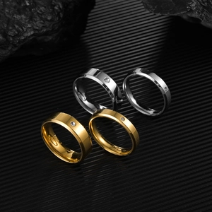 Bague de Couple Minimaliste en Acier Inoxydable Zircone Plaqué Or Argent Double Bord Biseauté Mode Alliance Bijoux Homme Femme