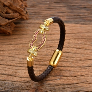 Luxury hand-woven leather bracelet with golden pavé crystal heart buckle for men and women