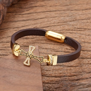 Bracelet vintage en cuir marron pour homme avec croix dorée et fermoir magnétique