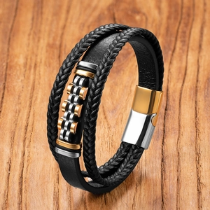 Bracciale Multistrato da Uomo in Pelle Intrecciata Punk Con Chiusura Magnetica in Acciaio Inossidabile Gioielli Hip Hop