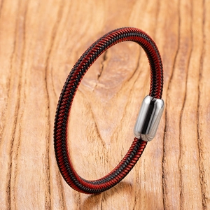 Handgewebtes rot-schwarzes Seilarmband mit poliertem Edelstahlverschluss für Paare