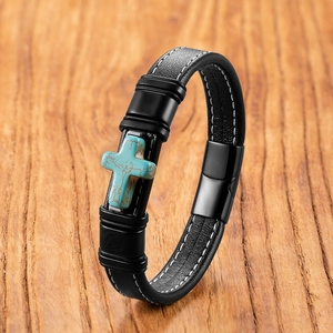 Bracciale da uomo in pelle nera intrecciata con croce turchese e chiusura magnetica