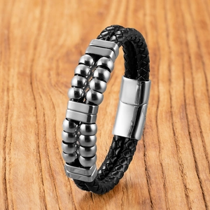 Bracciale da uomo in pelle nera intrecciata a doppio strato con perline in acciaio e chiusura magnetica
