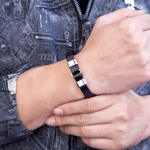 Classic braided black leather bracelet with silver stainless steel magnetic clasp for men