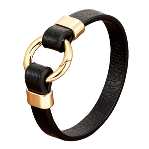 Minimalistisches schwarzes Lederarmband mit goldenem Legierungskreis und Textur-Finish