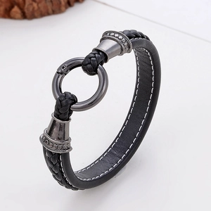 Bracciale vintage da uomo in pelle nera intrecciata con chiusura magnetica ad anello canna di fucile