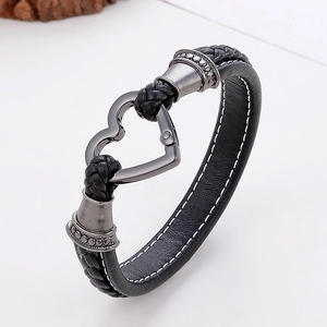 Bracelet Tressé en Cuir Noir Vintage Avec Fermoir Magnétique en Alliage en Forme de Coeur Style Punk Bijoux Unisexe