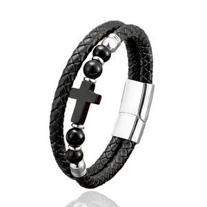 Mehrlagiges Lederarmband für Herren mit Kreuzanhänger und magnetischem Silberverschluss