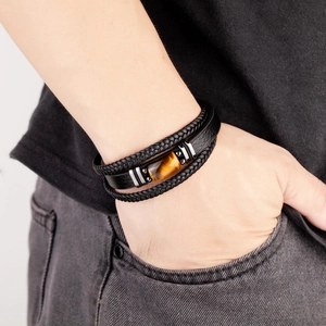 Bracelet multicouche pour homme en cuir tressé noir avec pierre œil de tigre polie