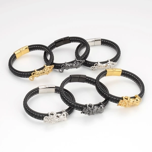 Men's hand-woven leather bracelets 6-piece set with animal charms and magnetic clasps