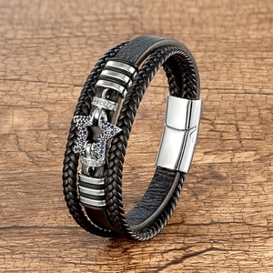Multilayer black leather bracelet with silver hexagram star pendant and magnetic clasp