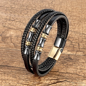 Gelaagde gevlochten leren heren armband met roestvrijstalen magnetische sluiting