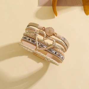 Pulsera Envolvente Multicapa de Cordón de Cuero Bohemio Para Mujer Colgante de Corazón de Aleación con Strass Cierre Magnético Joyería Étnica