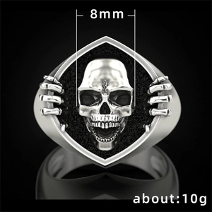 Retro Gothic Totenkopf Ring für Herren im Vintage Punk Stil mit silbernem Metallfinish
