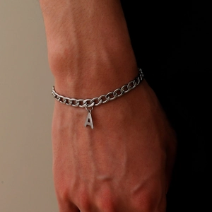 Roestvrij Stalen Letter Armband Cubaanse Schakel Initiaal Punk Hip Hop Sieraden Voor Mannen Vrouwen Simpel Gepolijst Kleur