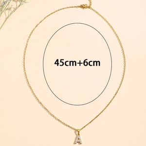 Elegante collar dorado con colgante letra A de cristales y cadena ajustable de 45 cm